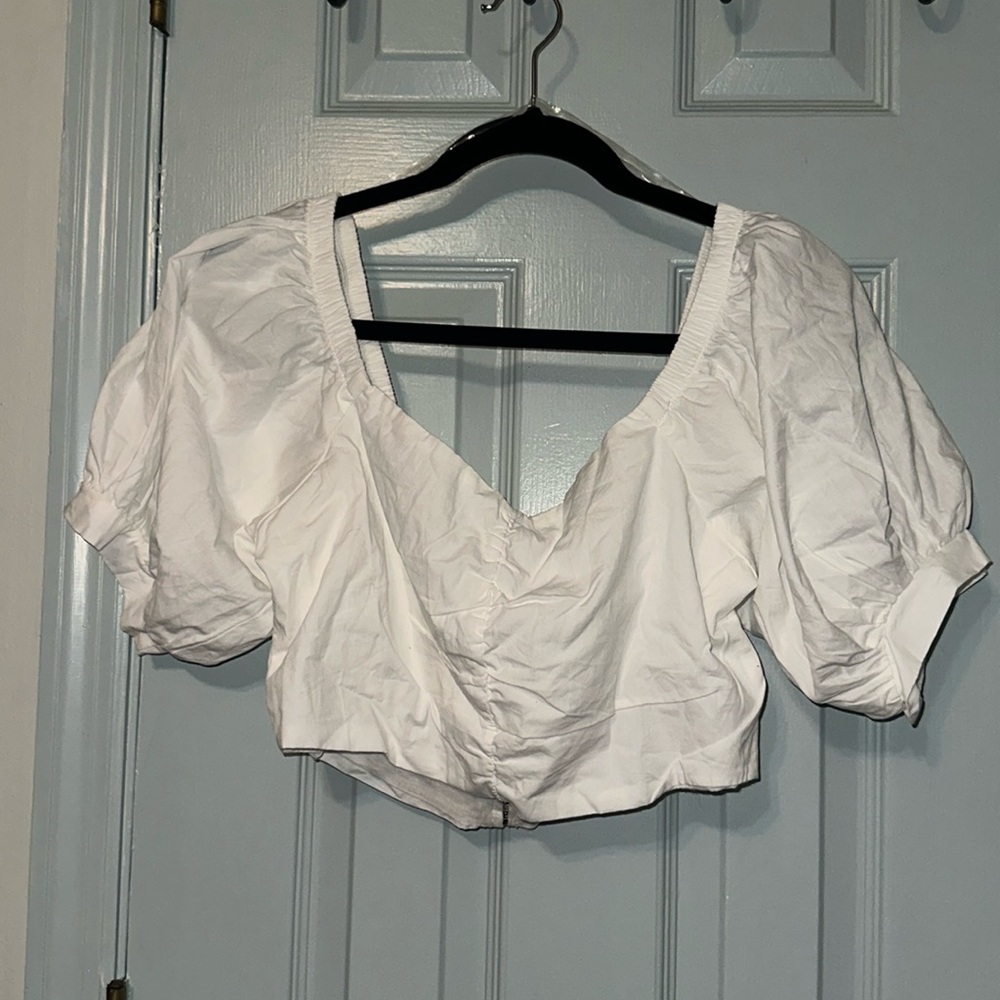 HYFVE white crop top v neck zip up puffy sleeve